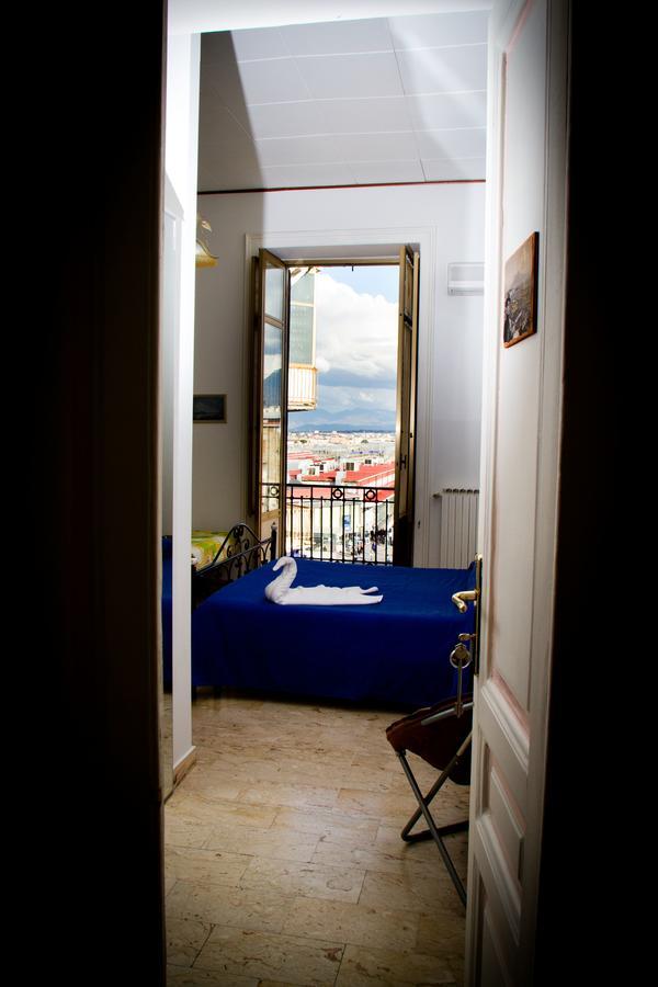 Bed and Breakfast I Sorrisi Di Napoli Экстерьер фото