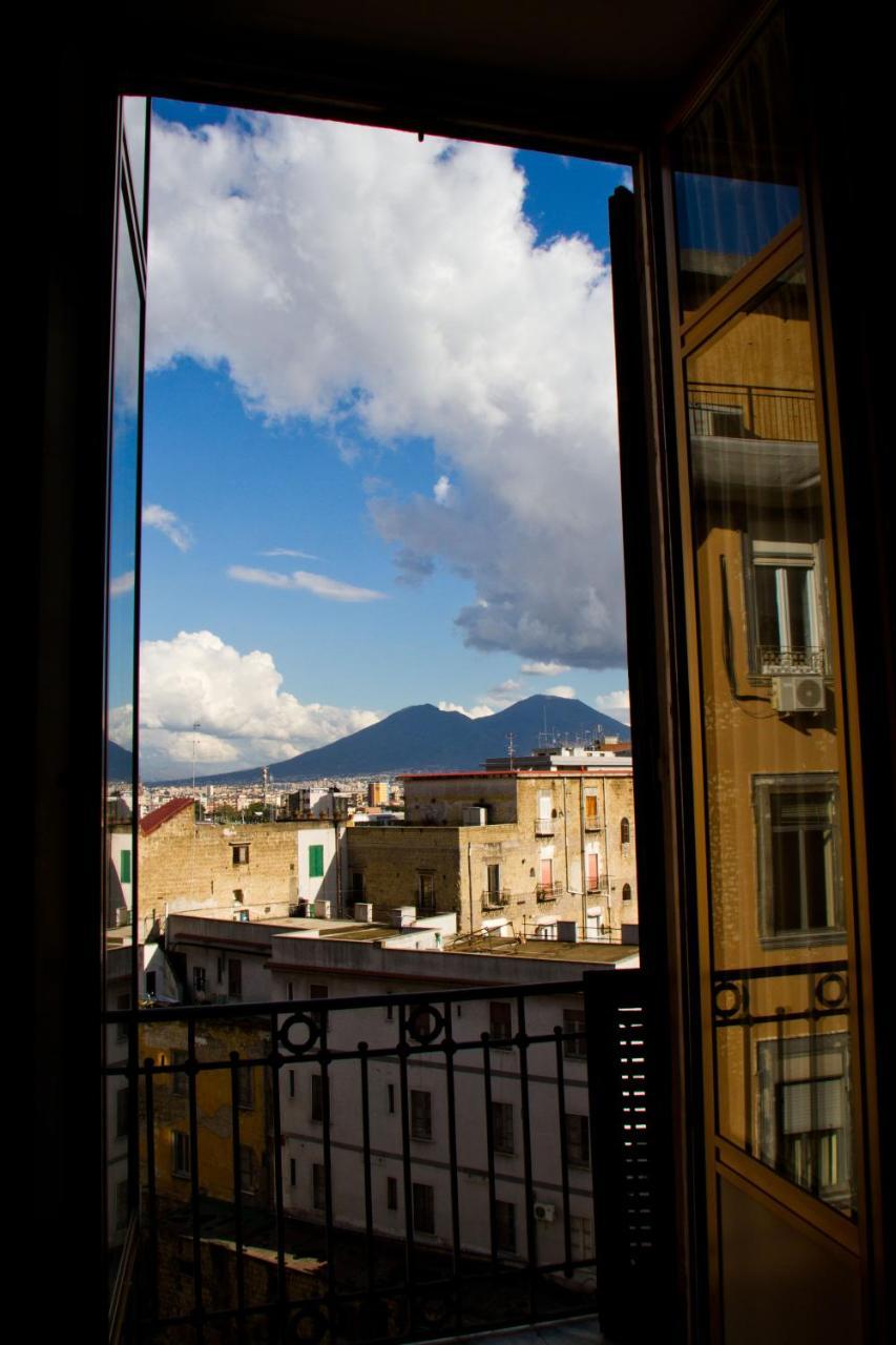 Bed and Breakfast I Sorrisi Di Napoli Экстерьер фото